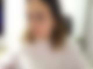 Live cam show with Dulce Maria - Glasses on livesuperchat.net