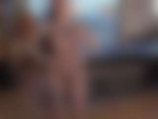 Live cam show with BeatrizDoll - Red Hair on hotwifechat.live