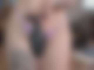 BeatrizDoll's Live Sex Cam Show