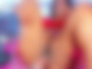 Live cam show with LovelyNicky - Mature on fuklive.com