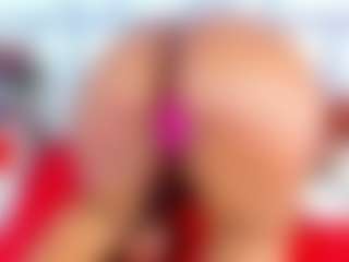 NinaNicole MILF webcam performer live streaming
