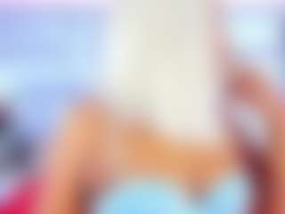 NinaNicole MILF webcam performer live streaming