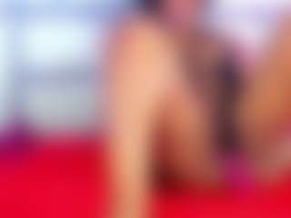Live cam show with NinaNicole - Wife on fapnchat
