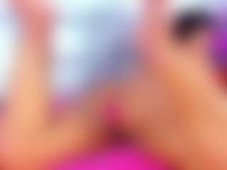 Live cam show with NinaNicole - Big Tits Brown Hair on Mixed Magazine Live