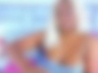 Live cam show with NinaNicole - Housewife on Dare Cams
