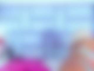 Live cam show with NinaNicole - Black Petite on Livezox