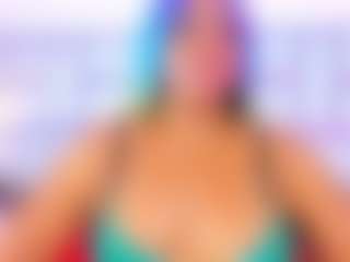 Live cam show with NinaNicole - Oil on Camsoda