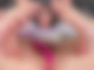 Live cam show with MartinaGrace - Body Massage on Streamer API