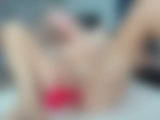 Live cam show with Nikki - Hairy Pussy on Camsoda