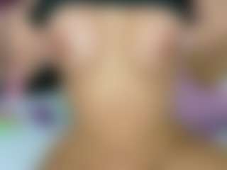 Live cam show with Samara - Brown Hair on Fling VIP Chat
