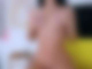 Live cam show with Samara - Threesome on SpunkLive