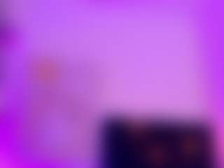 Live cam show with Samara - Threesome on Camming Site