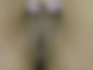 Live cam show with Samara - Brown Hair Petite on livesuperchat.net