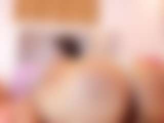Live cam show with hannnasmith - Granny Squirt on TeamSkeetLive