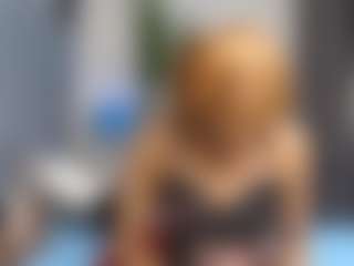 Live cam show with Sexy-Alma - Brown Eyes Mature on alttransgirls