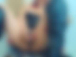 AnabellaThompson's Live Sex Cam Show