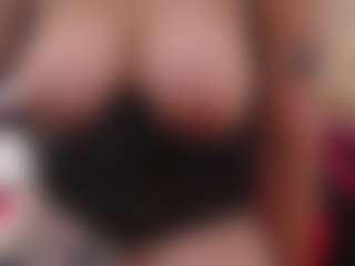 Live cam show with AnabellaThompson - Red Hair Middle Aged on Camsoda
