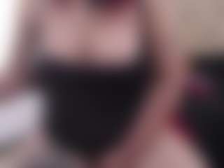 Live cam show with AnabellaThompson - Middle Aged on fapnchat