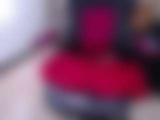 Live cam show with AnabellaThompson - Double Penetration on CamSodaAdn