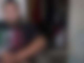 chefcocckkhuge's Live Sex Cam Show