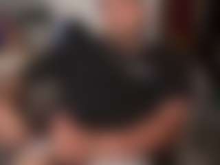 chefcocckkhuge's Live Sex Cam Show
