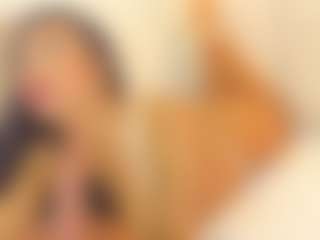 Live cam show with Elisa Castrillon - Black Fetish on Camsoda