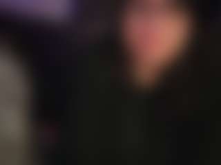 Live cam show with miacanelaxo - Gagging on sexylivex.com