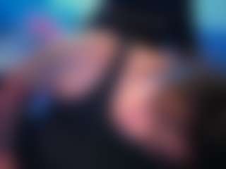 miacanelaxo's Live Sex Cam Show