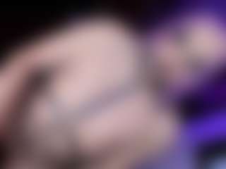 YarethRouss's Live Sex Cam Show