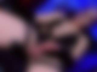 Live cam show with YarethRouss - Drinking on dropp.cam