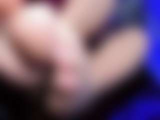 YarethRouss's Live Sex Cam Show