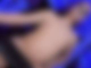 Live cam show with YarethRouss - Small Tits on fapnchat