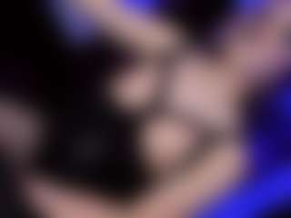 YarethRouss's Live Sex Cam Show