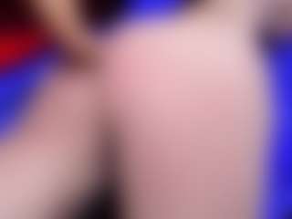 YarethRouss's Live Sex Cam Show