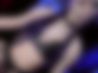 Live cam show with YarethRouss - Small Tits on livesuperchat.net