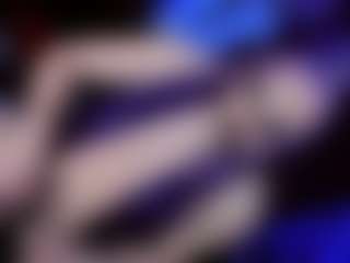 Live cam show with YarethRouss - Smoking on boobsie.com