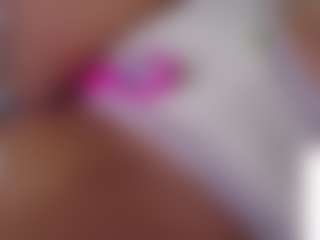 Live cam show with Good Girl - Innocent on SquirtSoMuch