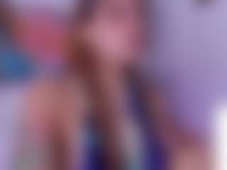 Live cam show with Good Girl - Bush on Camsoda