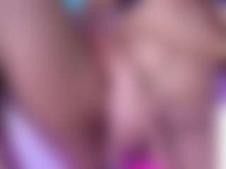Live-Cam-Show mit Good Girl - Hispanic auf Camsoda
