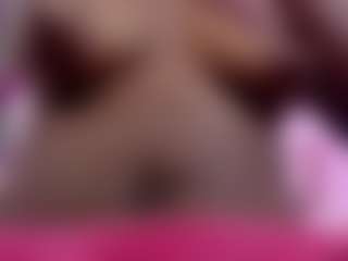 Live cam show with anamyle22 - Living Room on nudelive.tv