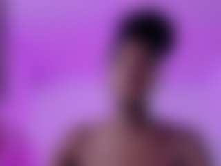 Live cam show with anamyle22 - Small Ass on Camsoda