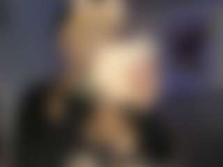 Live cam show with ayshel - Glasses on Mixed Magazine Live