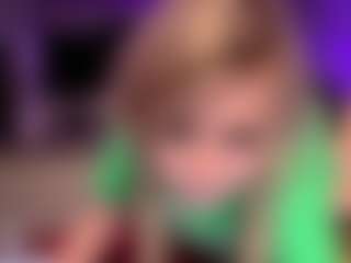 Live cam show with Laura Tate - Ride Torso on fapnchat