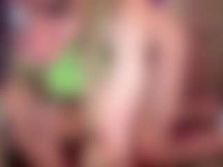 Laura Tate's Live Sex Cam Show