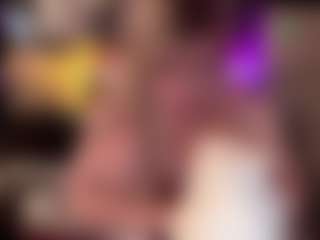 Live cam show with Laura Tate - Riding on camwithhim.com