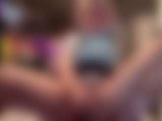 Laura Tate's Live Sex Cam Show