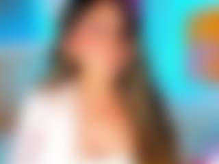 Live cam show with Cherry Queen - Shaved on studioflirtlive.com