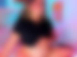 Live cam show with Cherry Queen - Hairy Pussy on Camsoda
