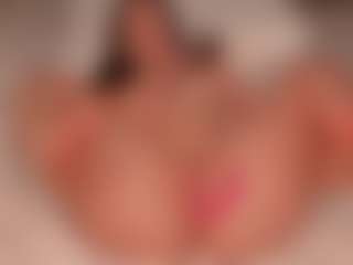 Show Live Sex Cam Ellen