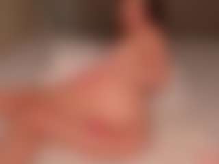 Live cam show with Ellen - Facial on Soda Cam